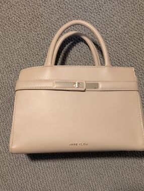 Medium Triple Compartment Satchel Bag